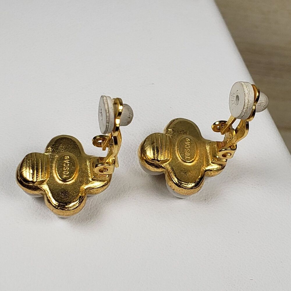 Vintage 1960s Signed YOSCA Gold Tone Crystal & White Cabochon Clip On Earrings - Picture 11 of 11